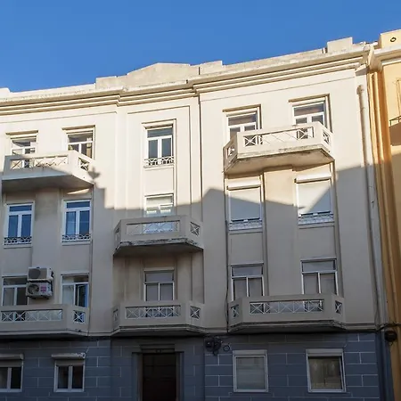 Portuguese Living Amoreiras Retro Daire *